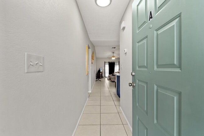 Photo - 7124 Barclay Ave