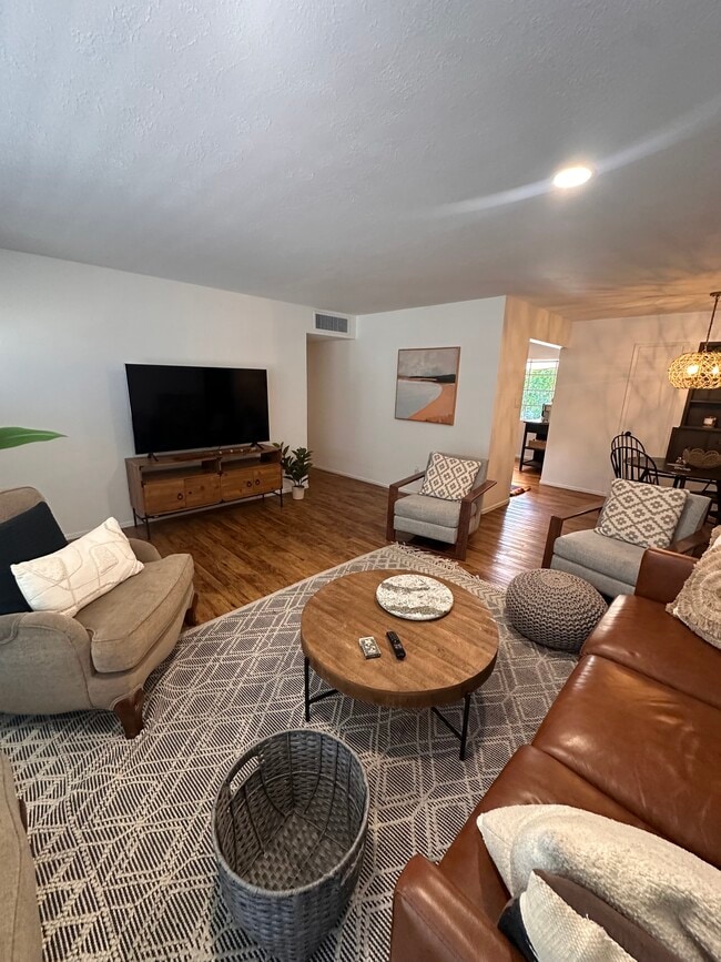 Photo - 8143 E Whitton Ave