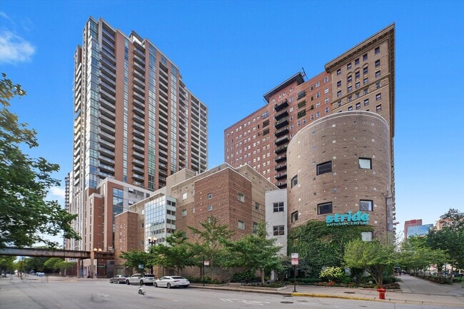 Photo - 40 E 9th St Unit 707