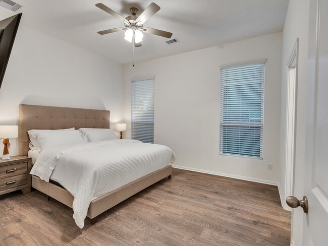 Photo - 401 Magnolia Ln