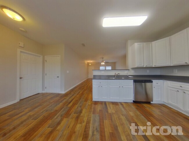 Photo - 1135 Blue Topaz Dr