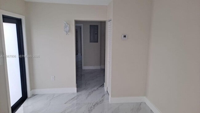 Photo - 4055 SW 103rd Ave Unidad 0