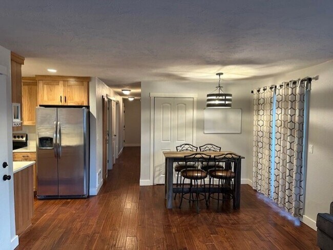 Photo - Available Now! One level 3 Bedroom and 1....