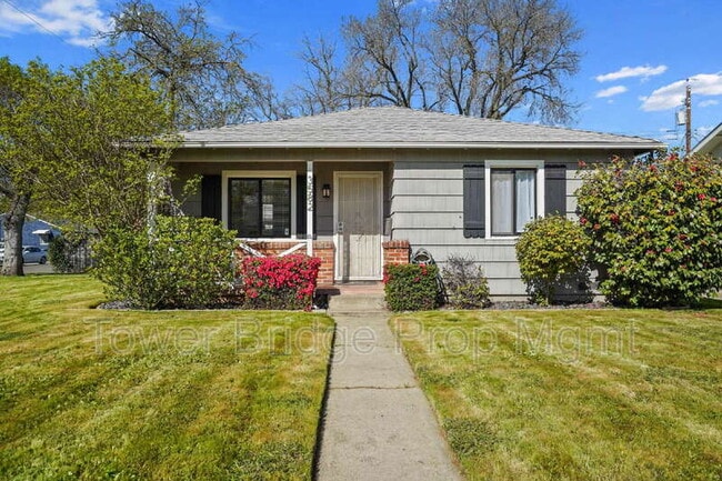 Building Photo - 3582 63rd St Rental