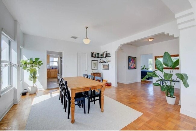 Photo - 4035 N Meridian Ave