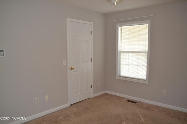 Photo - 210 Pecan Grove Dr