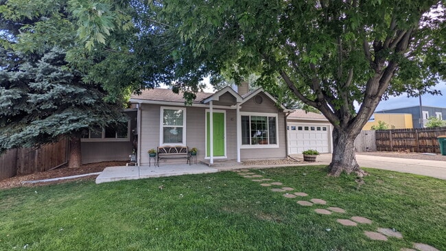 Building Photo - 2049 Kent Ct