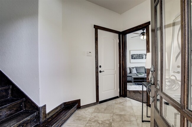 Photo - 1426 W 21st St