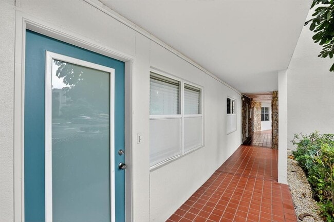 Building Photo - 2003 Granada Dr Unit F1