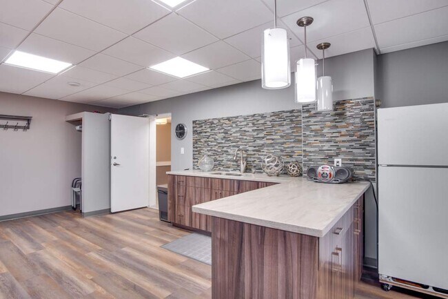 Photo - Beacon Tower