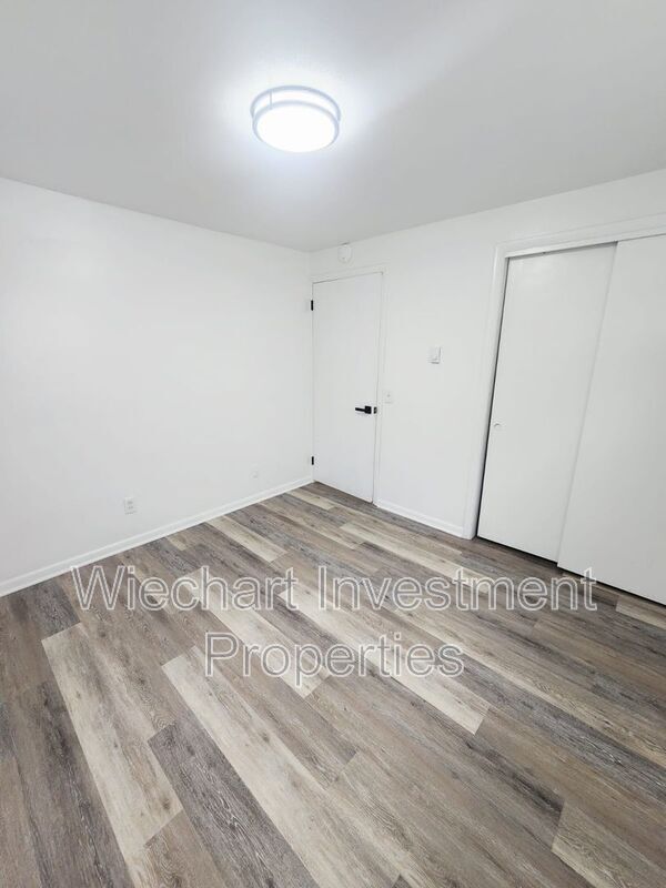 Photo - 616 S Clay St