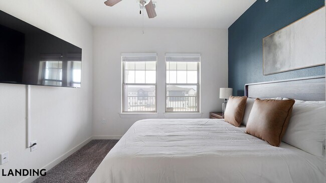 2115 Windsor Blvd Unit 2307