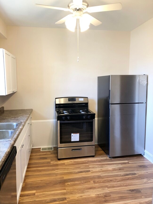 Photo - 1651 W Waveland Ave Unidad 1