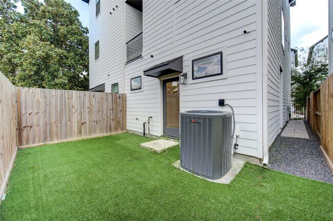 Photo - 10926 Fire Creek Dr