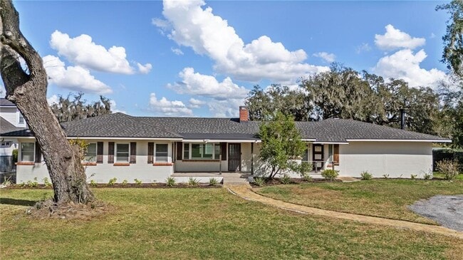 Photo - 4019 Moores Lake Rd