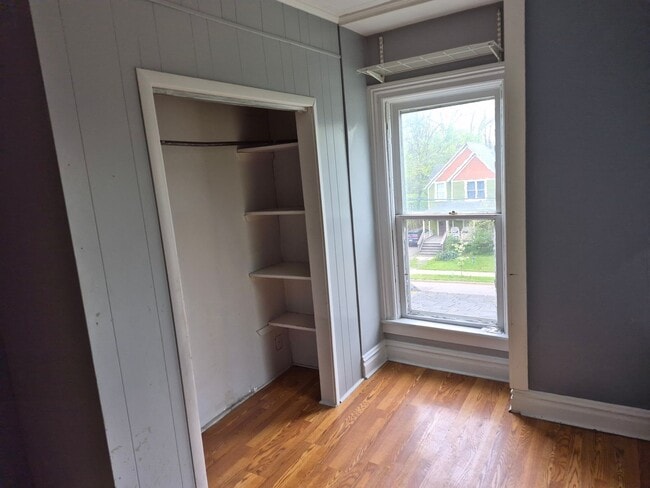 Photo - 227 Douglas Ave Unit 3