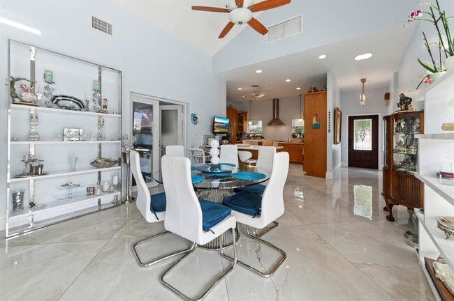 Photo - 1516 SE 10th St