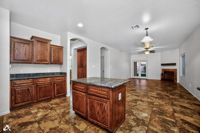 Photo - 2523 S 41st Ave
