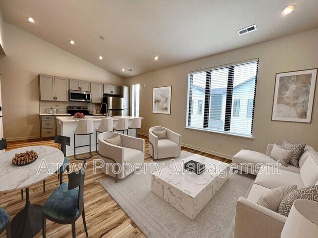 Photo - 2230 R St Unit 4