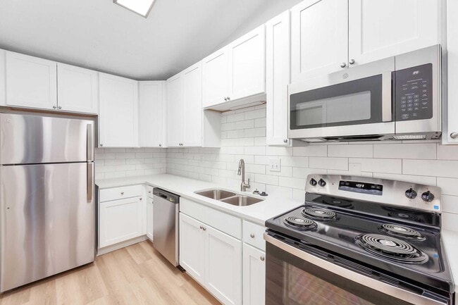 Building Photo - University Village at Walker Road