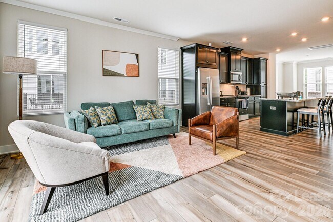 Photo - 3011 Jolene Ct