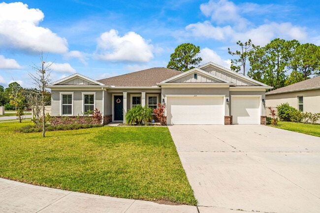 Photo - Spacious 4-Bedroom Home with 3 Full Baths ...