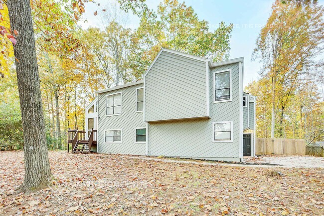 Photo - 2230 Rolland St