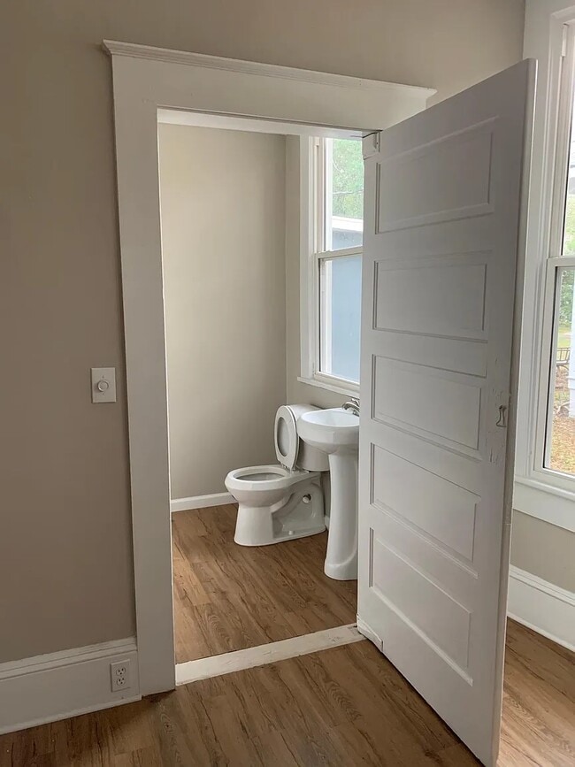 Photo - 311 Jl Lomax Dr