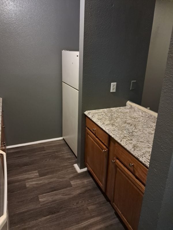 Photo - 1425 N Yosemite St