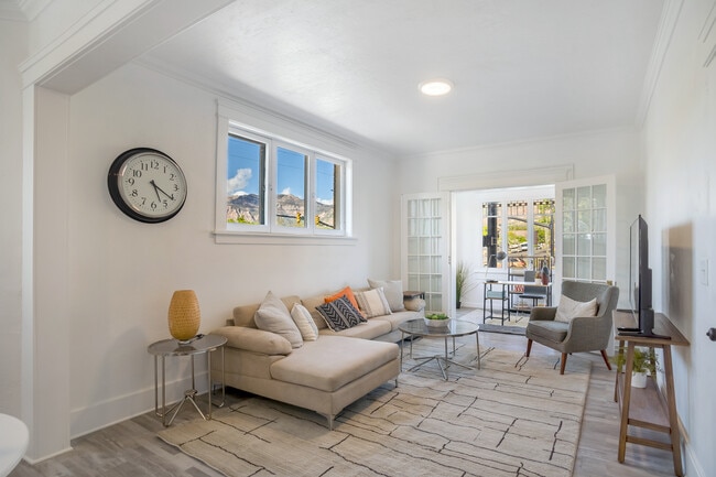 Photo - Browning Apartments