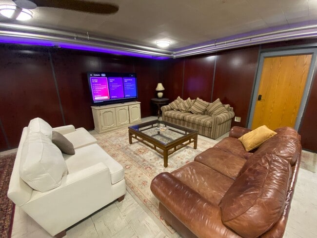Photo - Furnished Loft-Style Apartment Unidad Furnished Loft-Style Apartment
