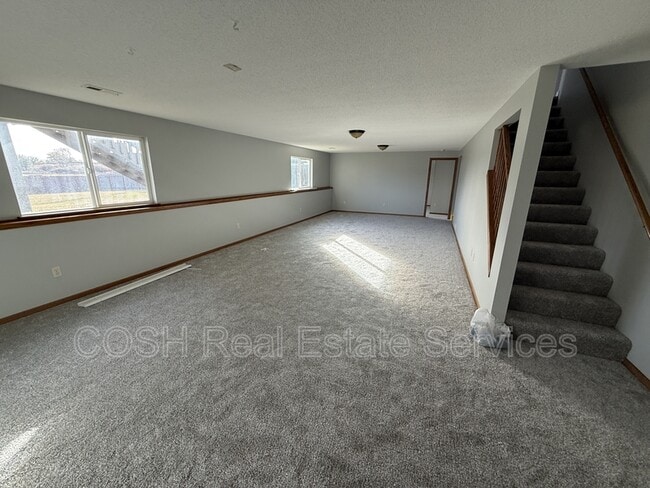 Photo - 816 S Longbranch Dr