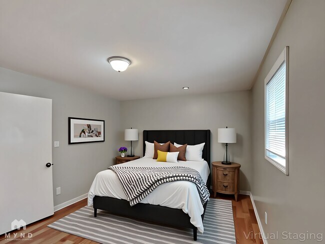 Photo - 546 Hardy Way