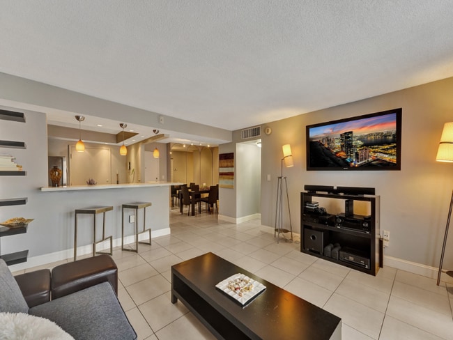 Photo - 1658 Bay Rd Unit 303