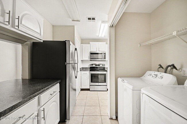 101 Summer Pl Unit 1