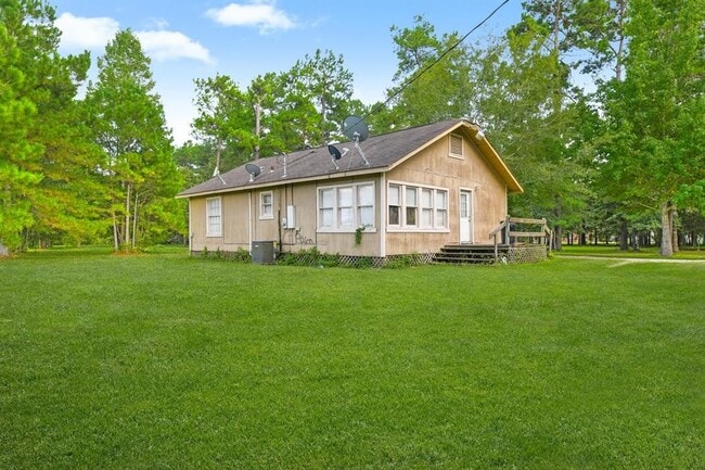 Photo - 2407 County Rd 2235