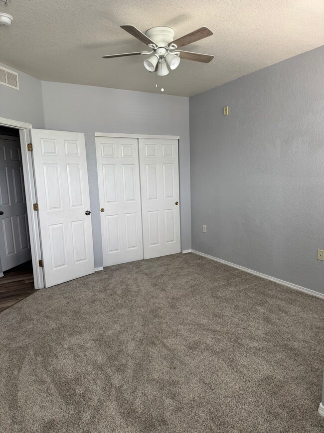 Building Photo - 16346 E Fremont Ave Unit 9