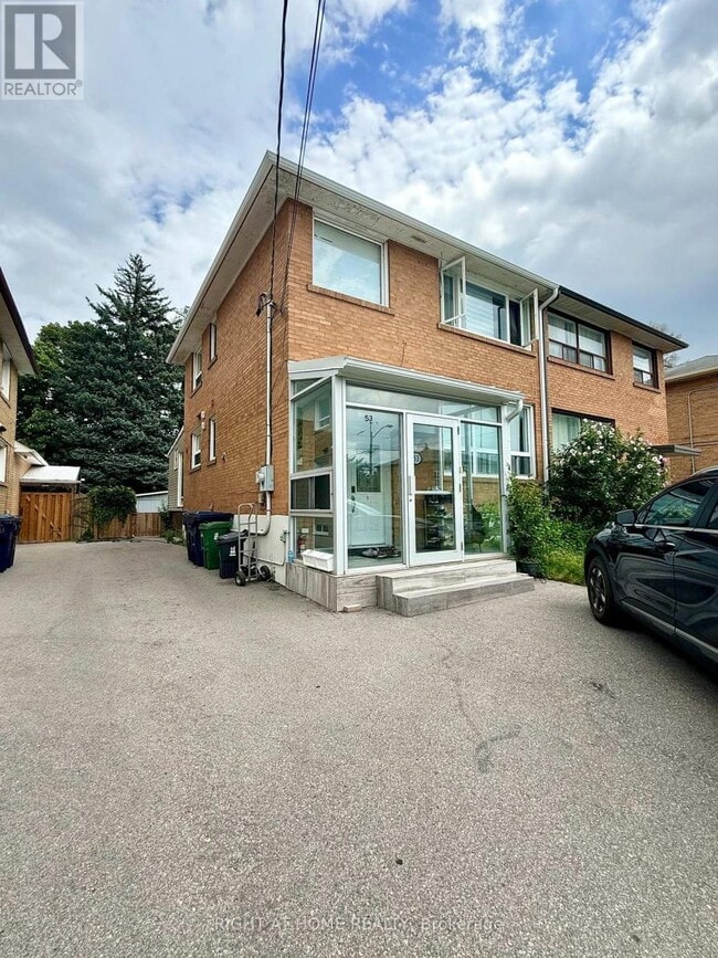 Photo - 53 Garthdale Ct