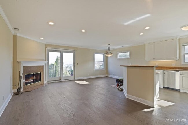 Photo - 25 Homestead Unit B