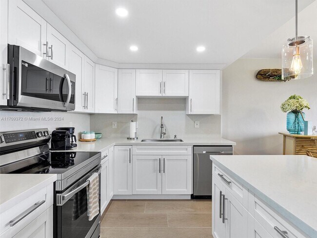 Photo - 3111 N Ocean Dr Unit 1111