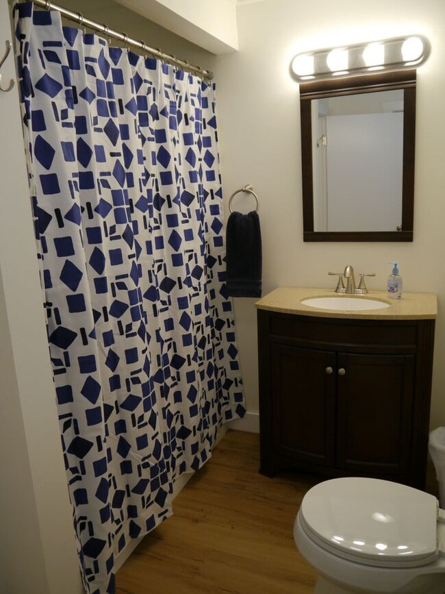 Building Photo - MSMT Fanore Cottage Unit Dingle Rental