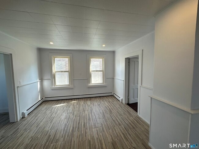 Photo - 7 Hill St Unit 2