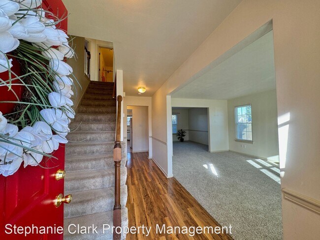 Photo - 3 br, 2.5 bath House - 1921 Ravel Drive