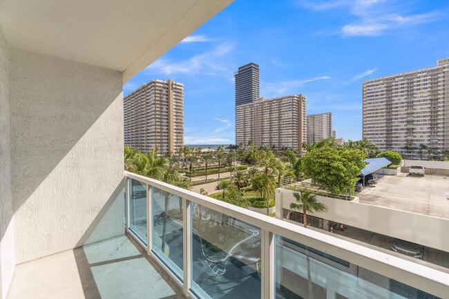 Photo - 1945 S Ocean Dr Unit 502