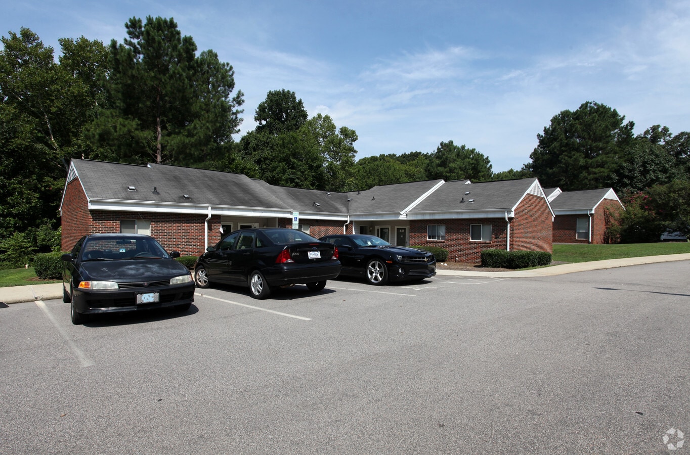 Photo - Walnut Grove Apartments