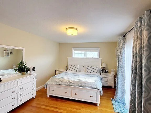 Photo - 9 Commodore Way