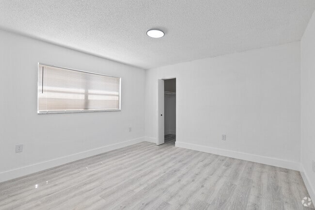 2 BR 2 BA 932 SQ FT - Bedroom