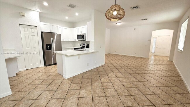 Photo - 686 Conservation Dr