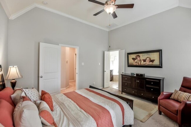 Photo - 12265 Oxford Cres Cir