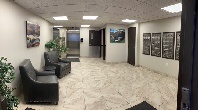 Photo - Derby Lane Apartments